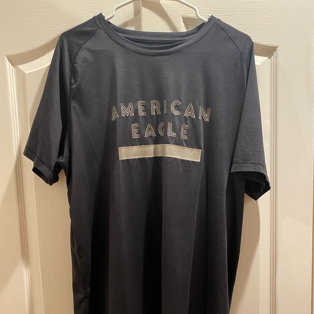 American Eagle t shirts